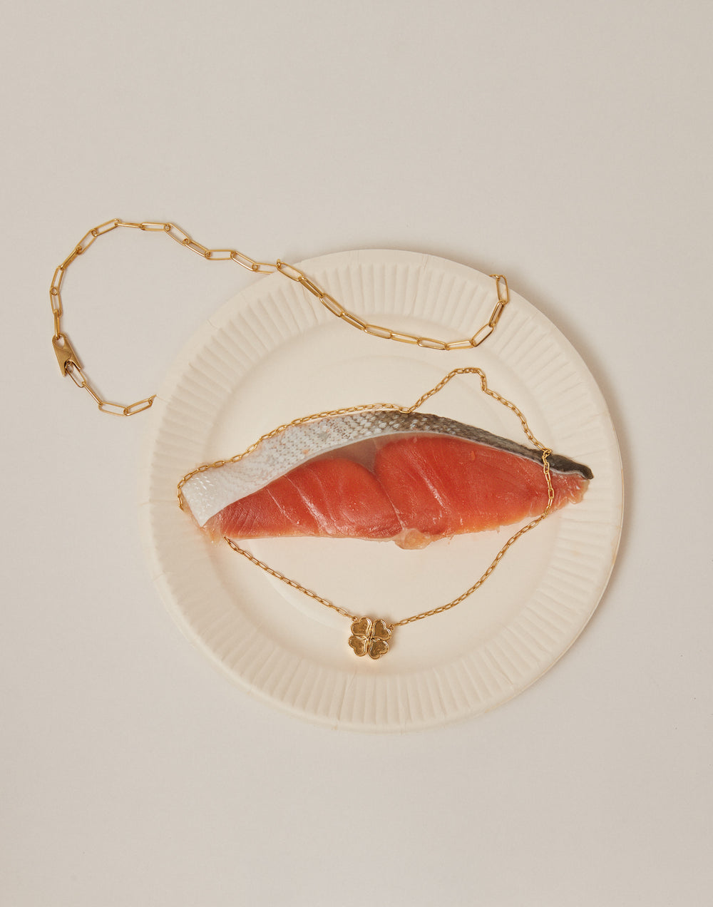 Clip Necklace /Oval