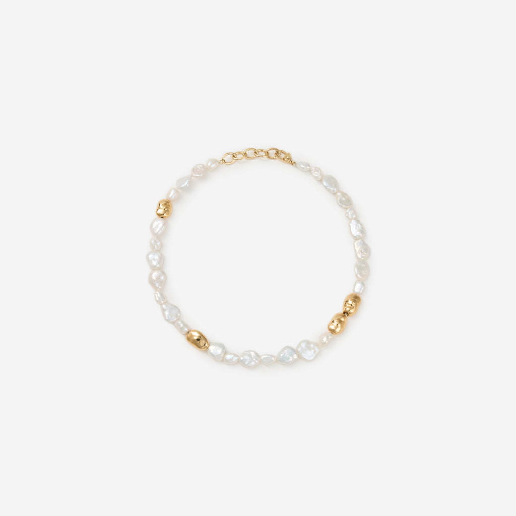 Bold Pearl Form Necklace