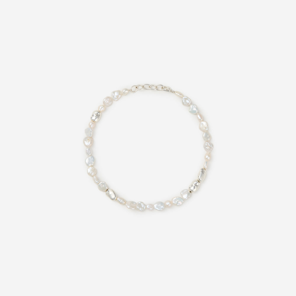 Bold Pearl Form Necklace