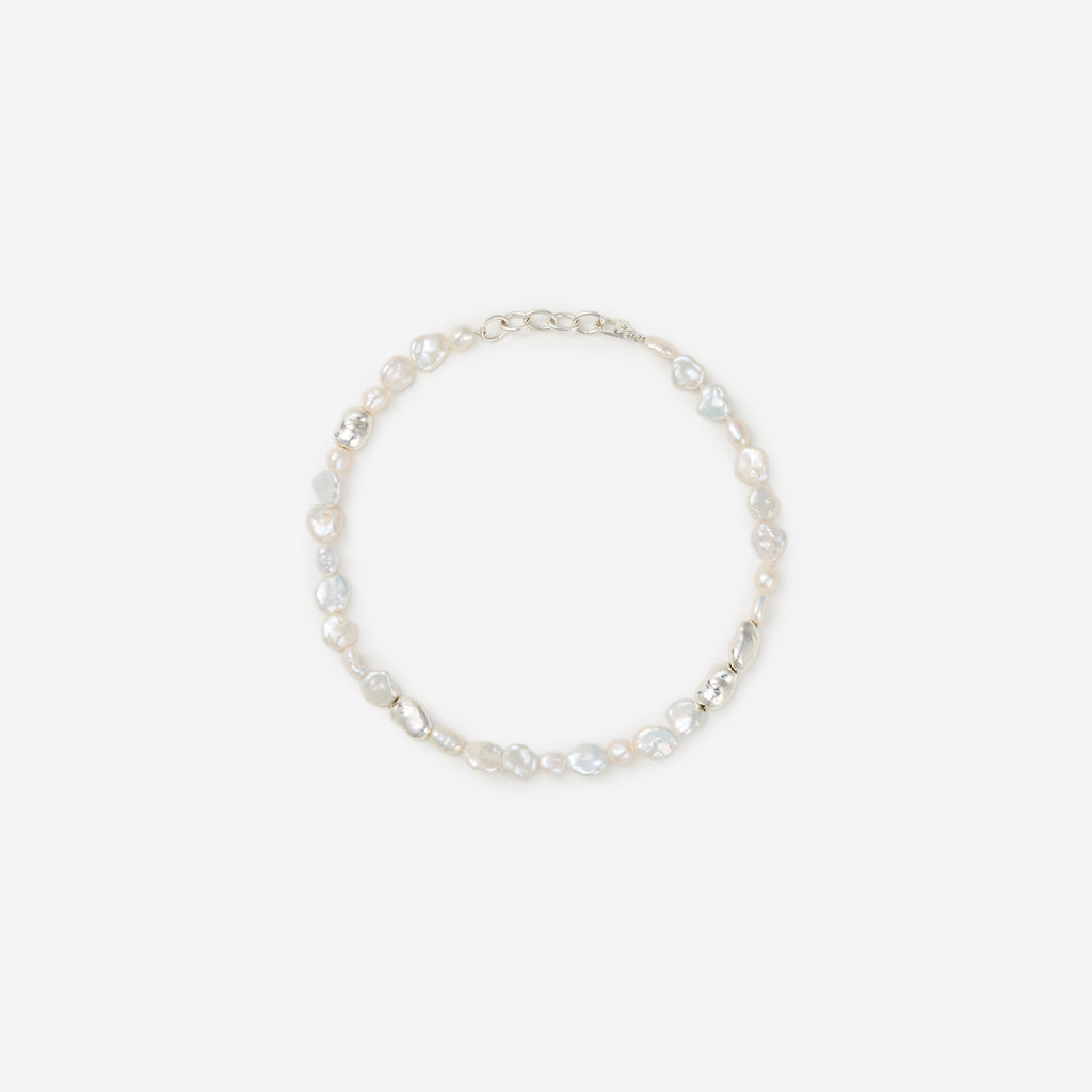 Bold Pearl Form Necklace