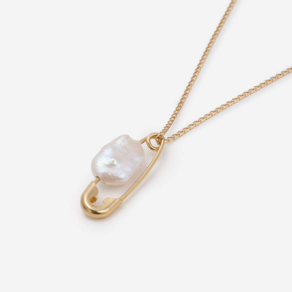 Pearl Pin Top