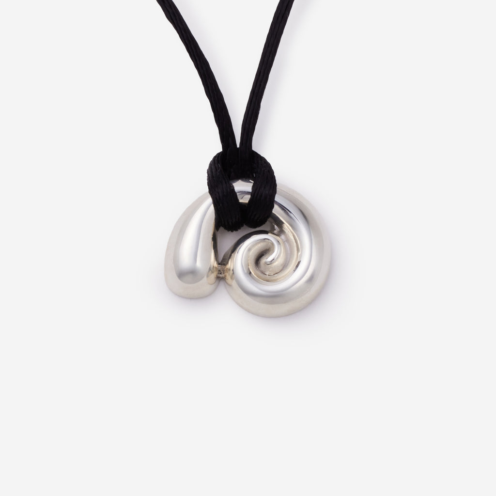 Swirl Choker